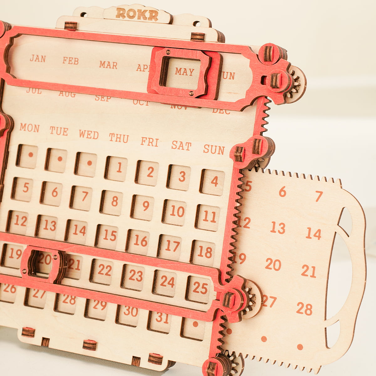 ROKR, Penholder Calendar, LC501, 3D wooden calendar puzzle, styled scene