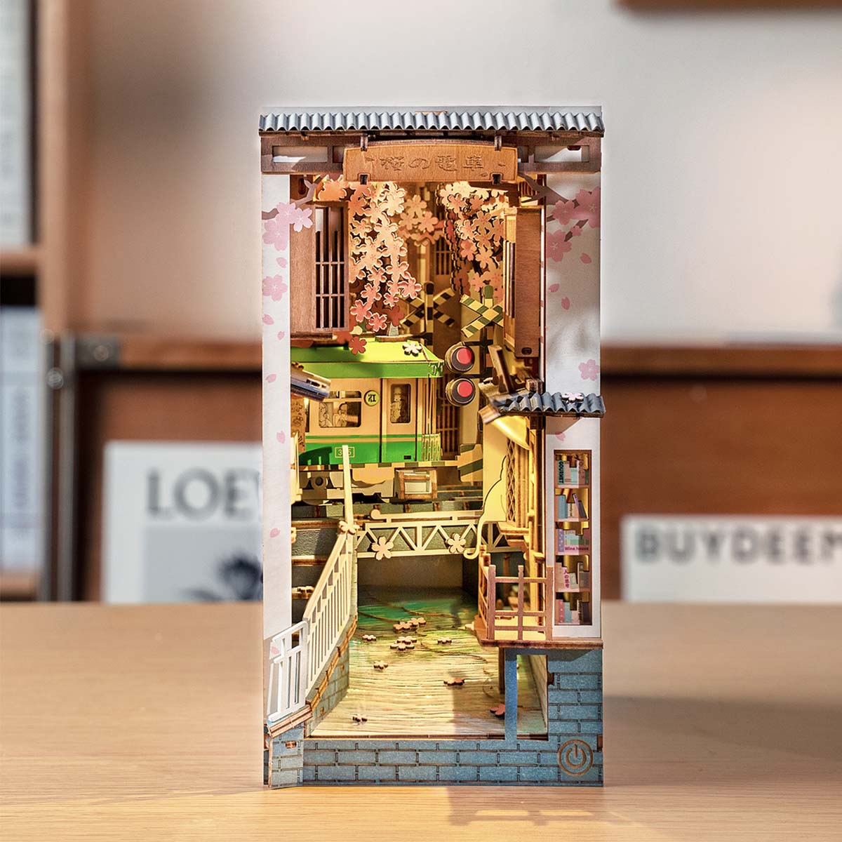 Rolife Sakura Densya DIY Book Nook Kit TGB01