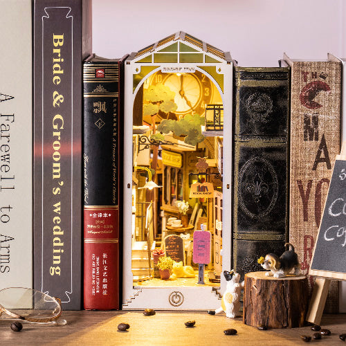 Lovely Bookshelf Inserts