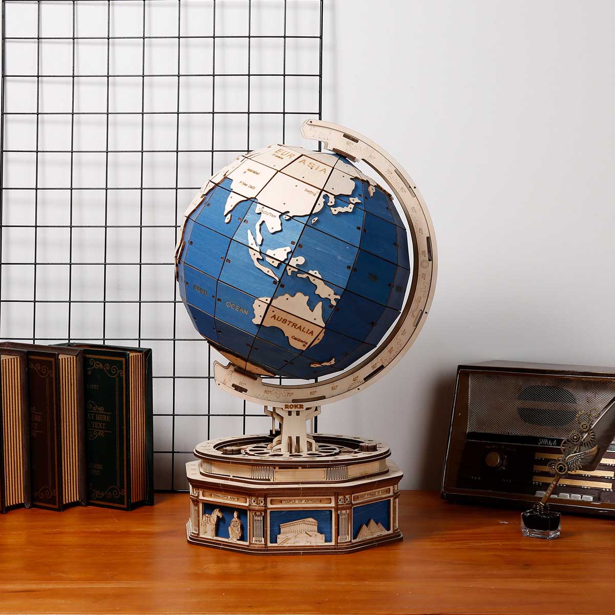 ROKR, The Globe, ST002, 3D wooden globe puzzle, side angle