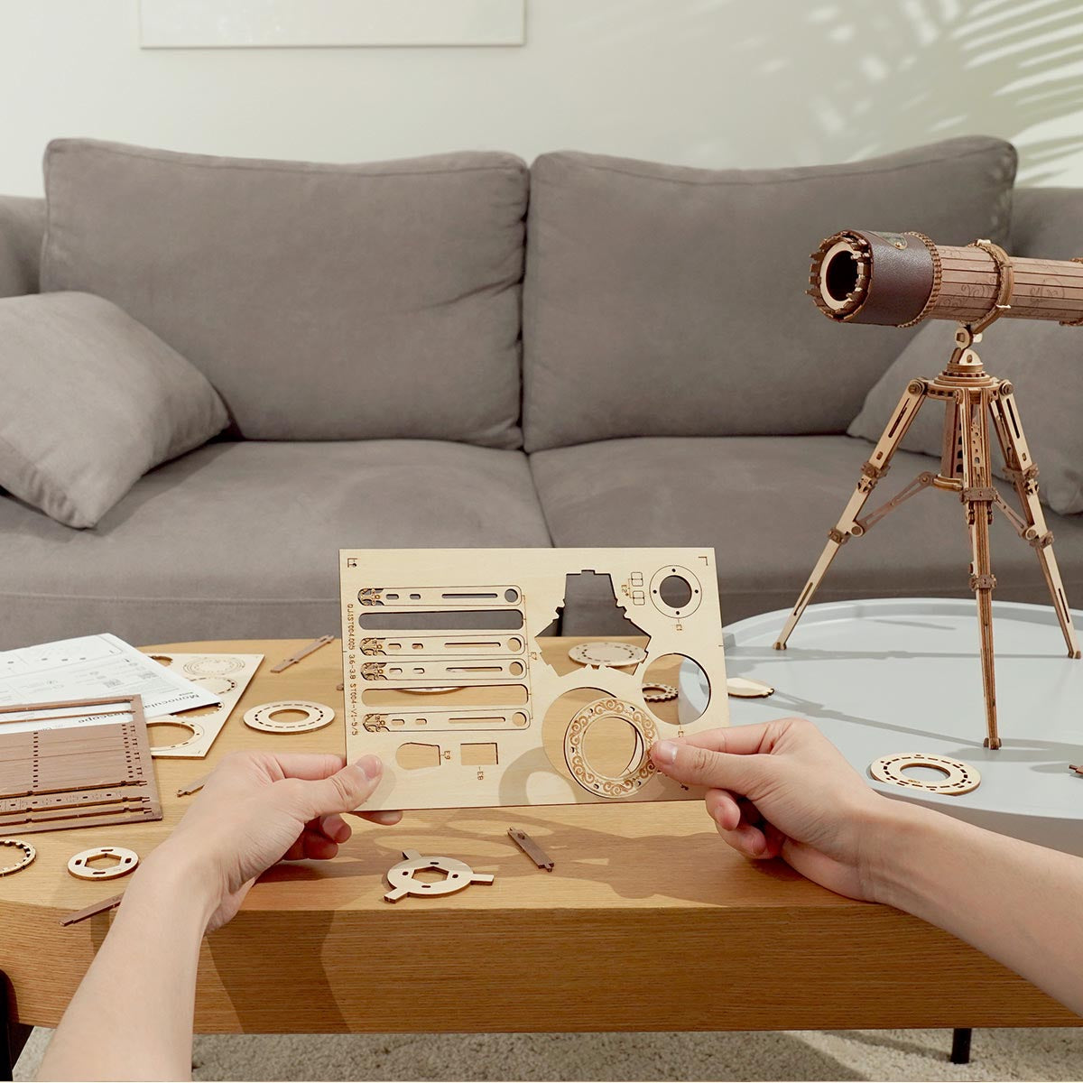 ROKR, Monocular Telescope, ST004, 3D wooden telescope puzzle, detail close-up