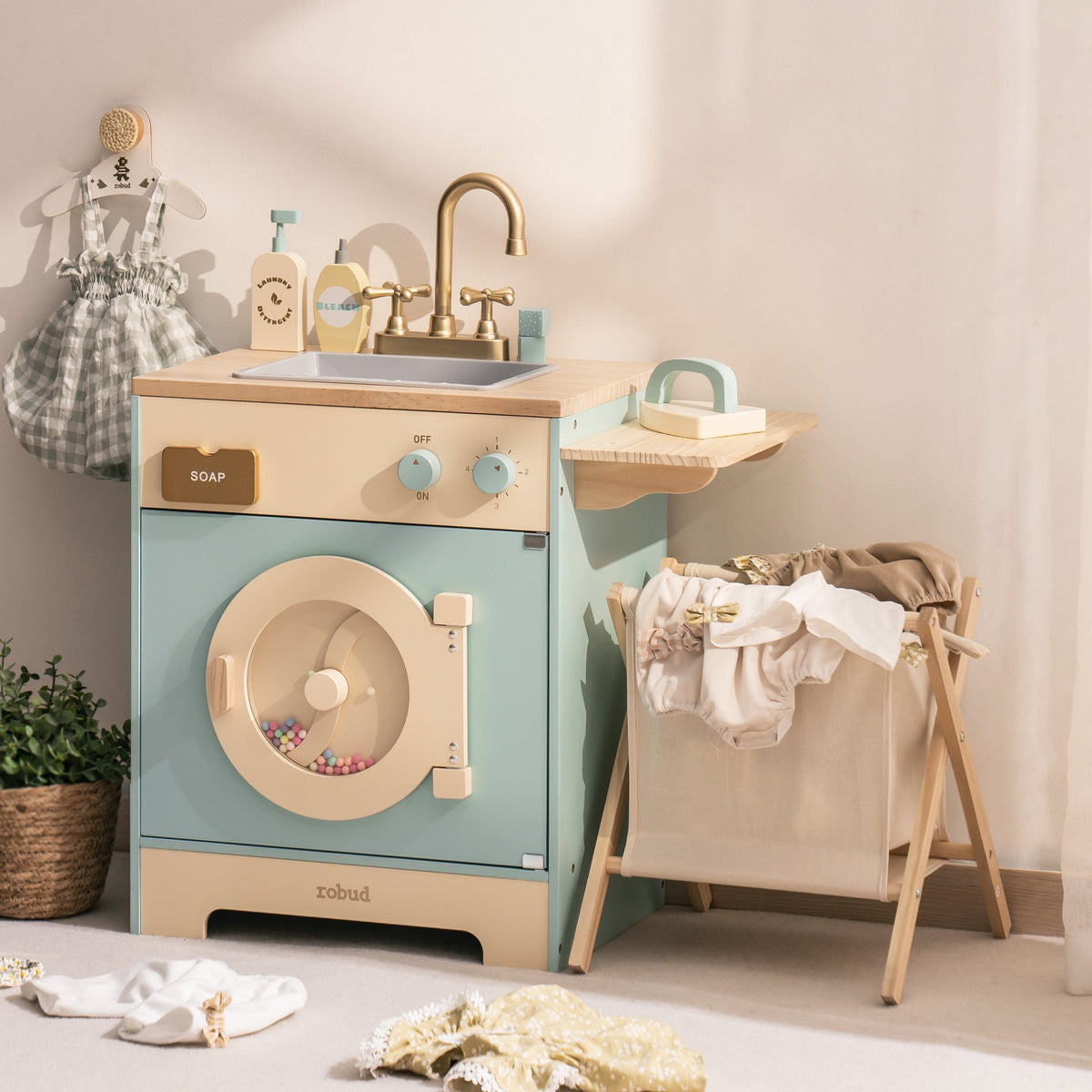 Robud, Wooden Laundry Playset, wooden laundry playset, front view