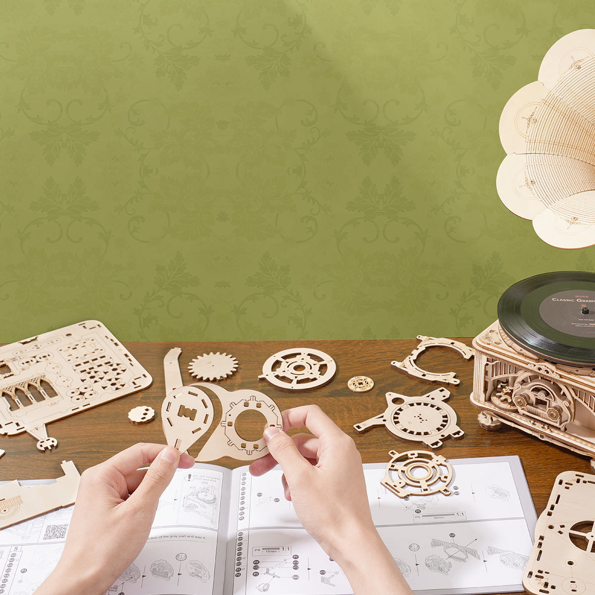 ROKR, Classic Gramophone, LKB01D, 3D wooden gramophone puzzle, side angle